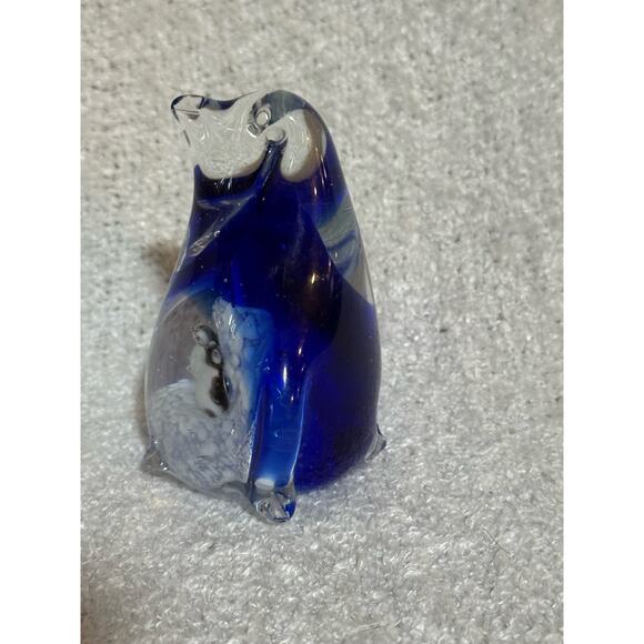 Glass Handcrafted Penguins Paperweight 1990’s - Picture 2 of 6
